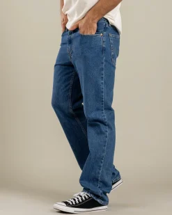 516 Straight Jeans