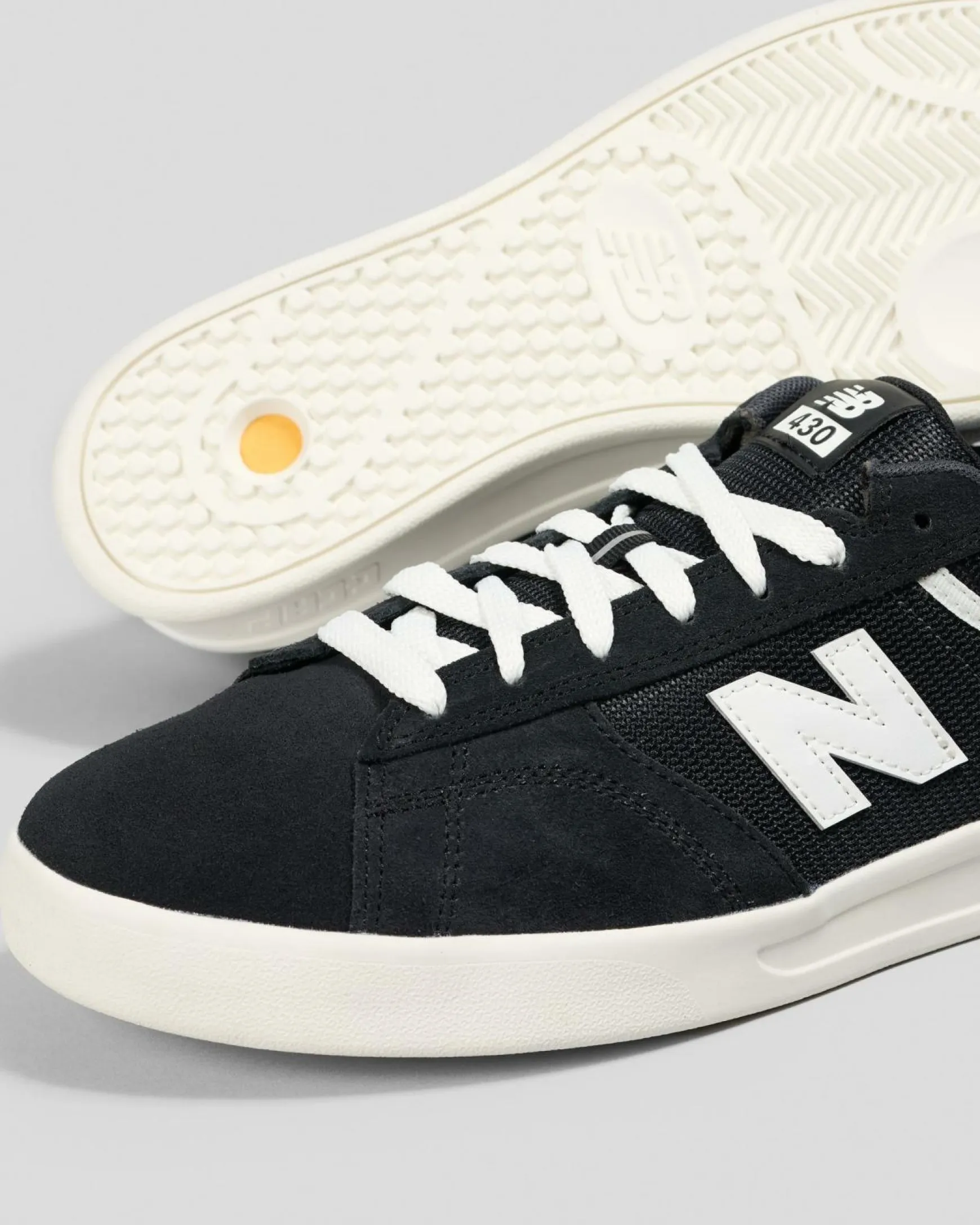 430 V1 Shoes