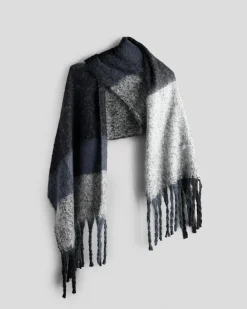 Ashley Scarf