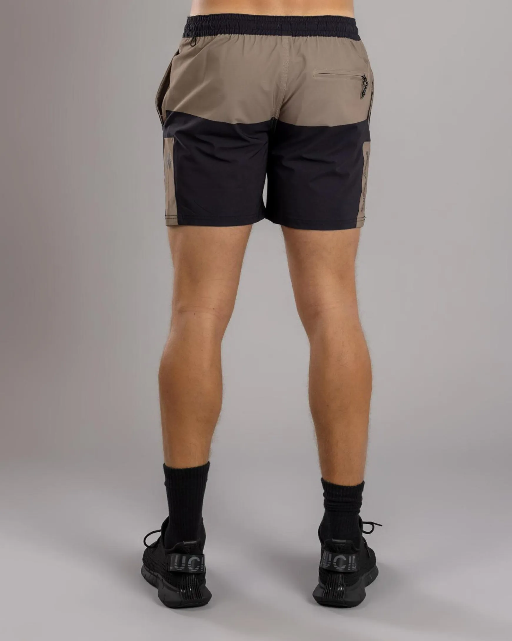Bicolour Elastic Waist Shorts