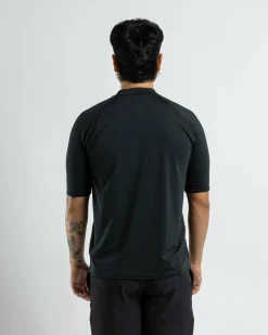 Boxed Arch Short Sleeve Rash Vest