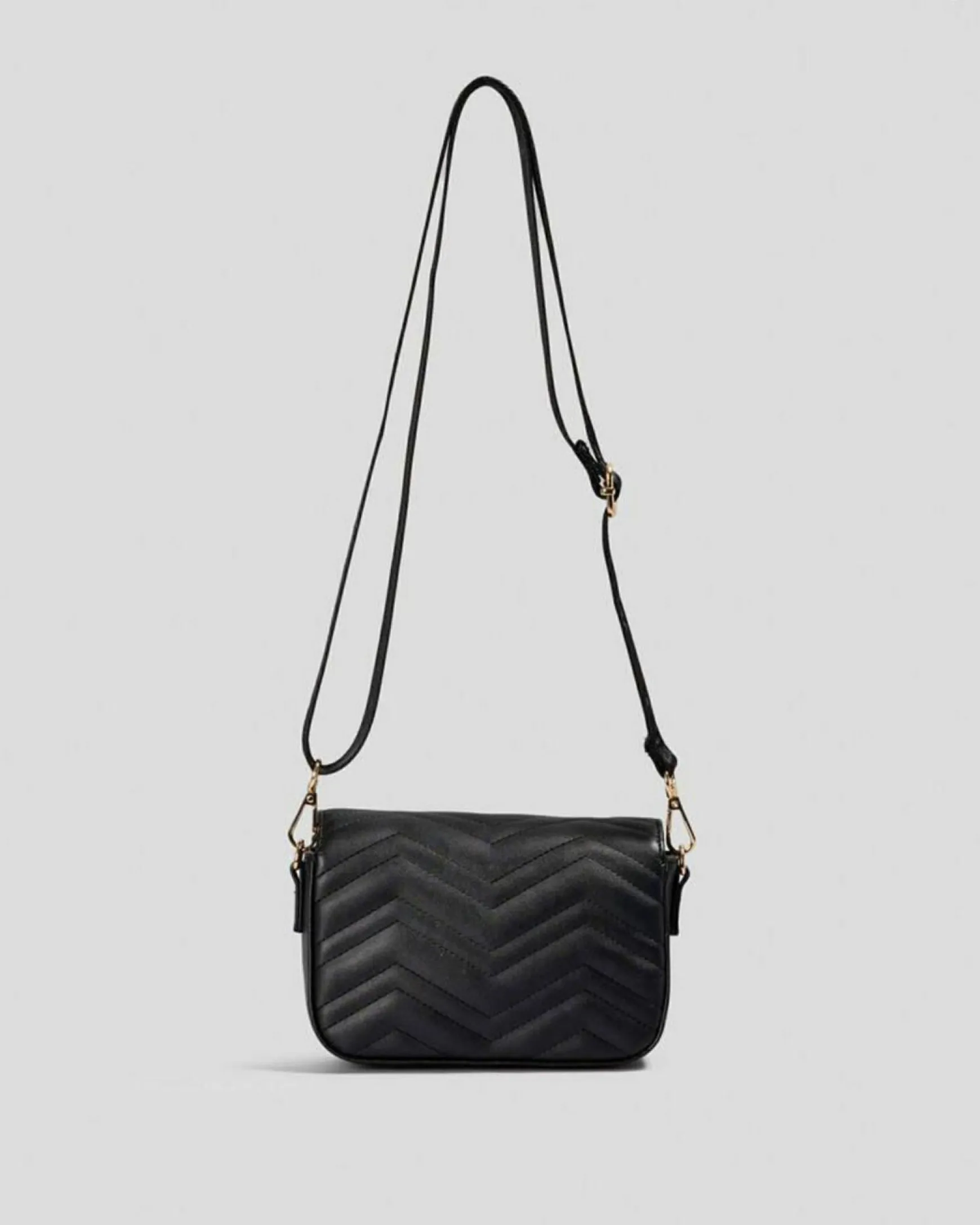 Cely Cross Body Bag