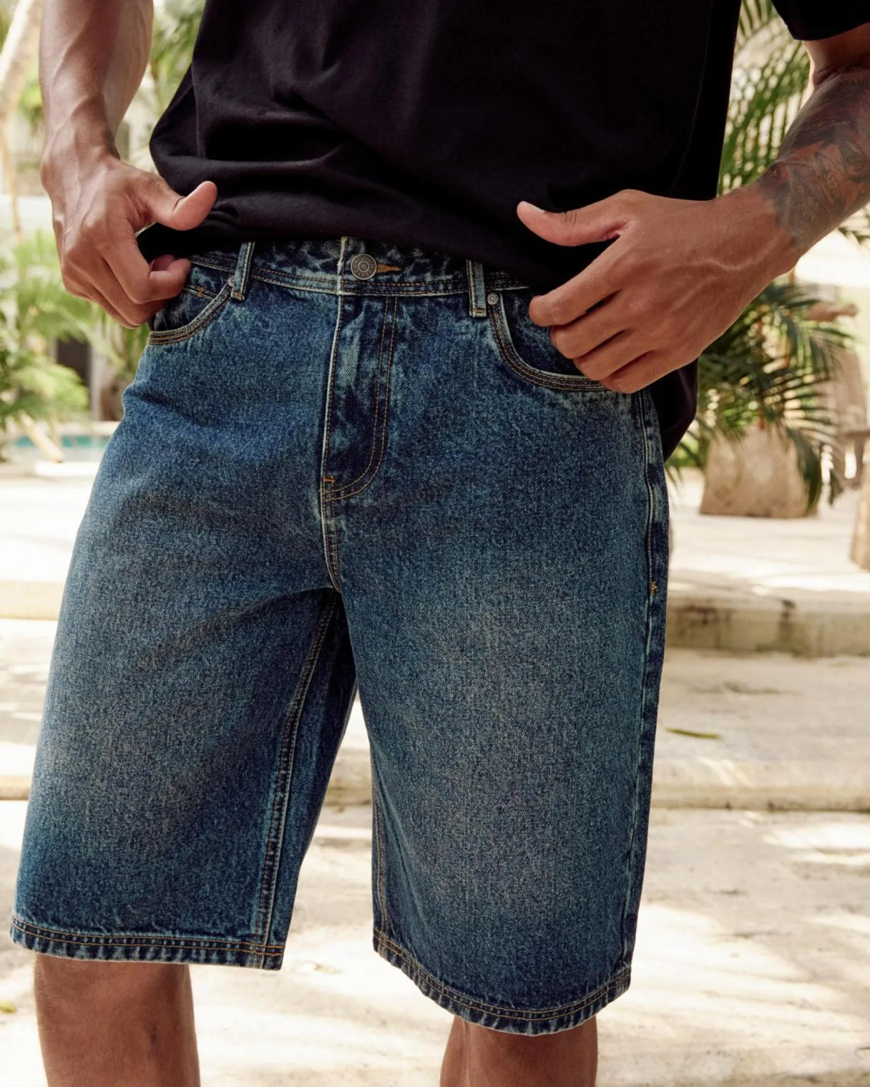 Contact Walk Shorts