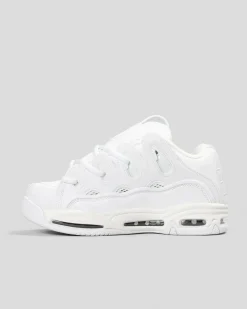 D3 2001 Shoes