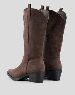 Dolly Boots