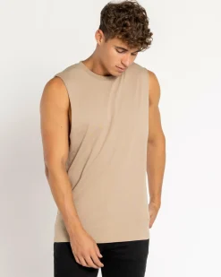 Essential Muscle Tank