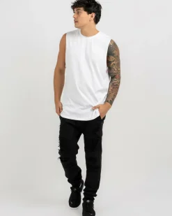Essential Muscle Tank