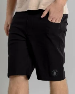 Explorer Walk Shorts