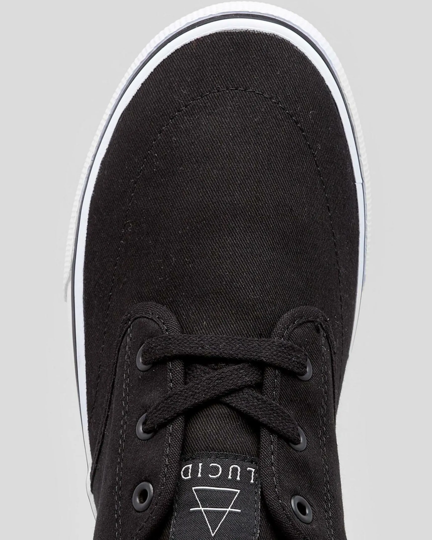 Geomet Shoes