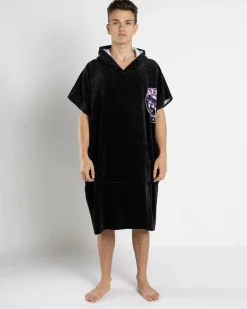 Hooked V2 Hooded Towel