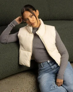 Icy Puffer Vest