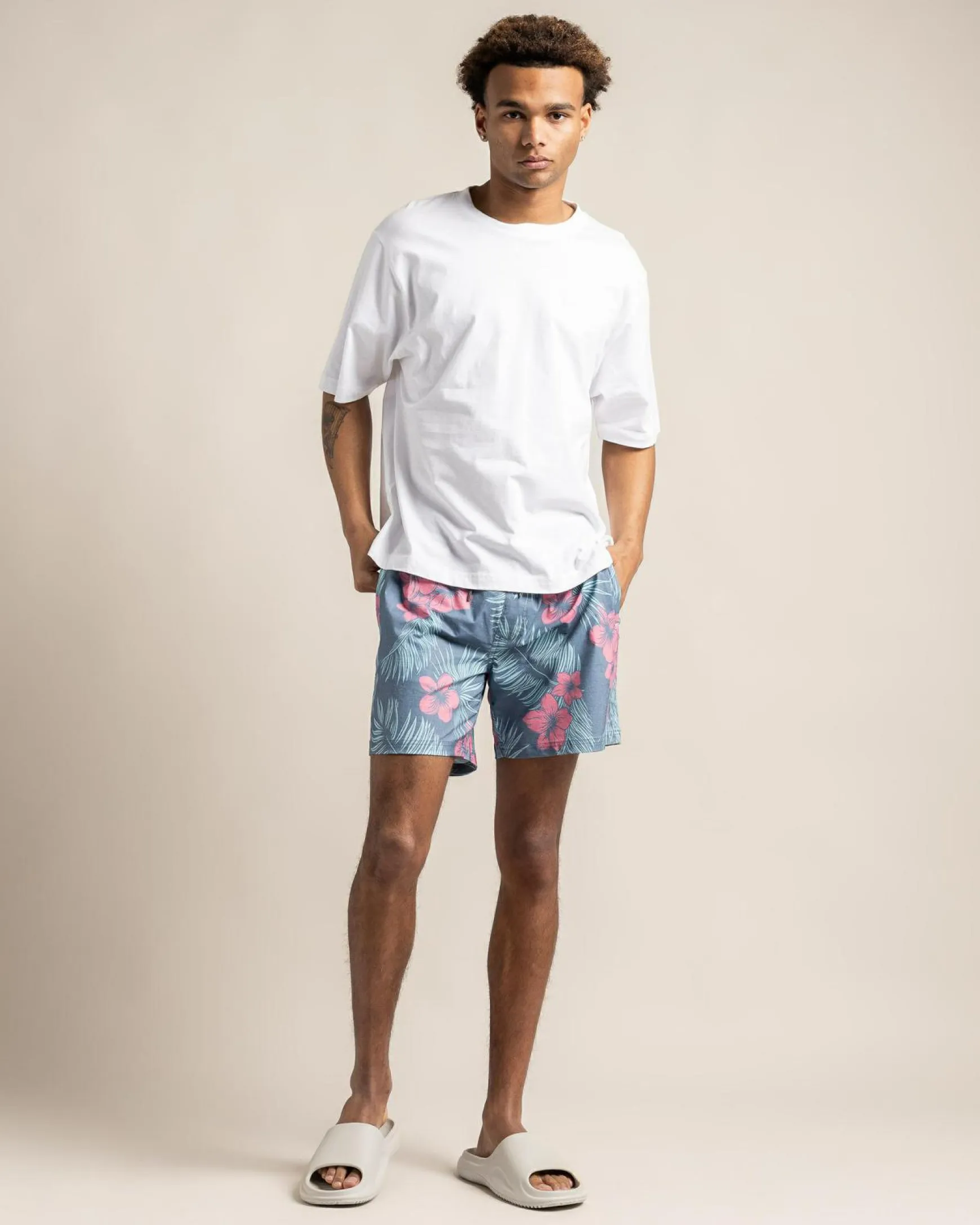 Idyllic Elastic Waist Shorts