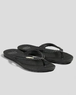 Kick Back Thongs