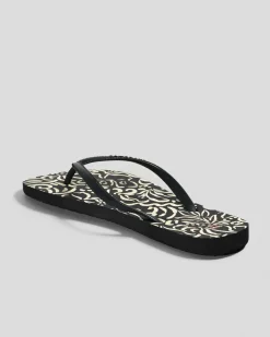 La Isla Thongs