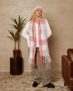 Leslie Scarf
