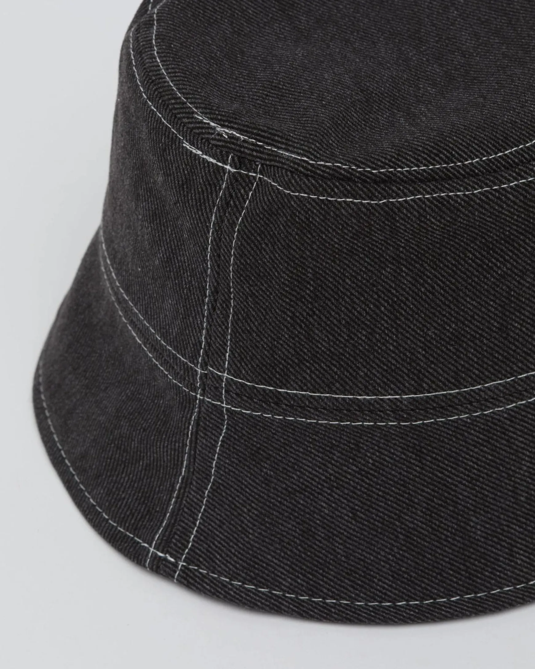 Lilo Bucket Hat