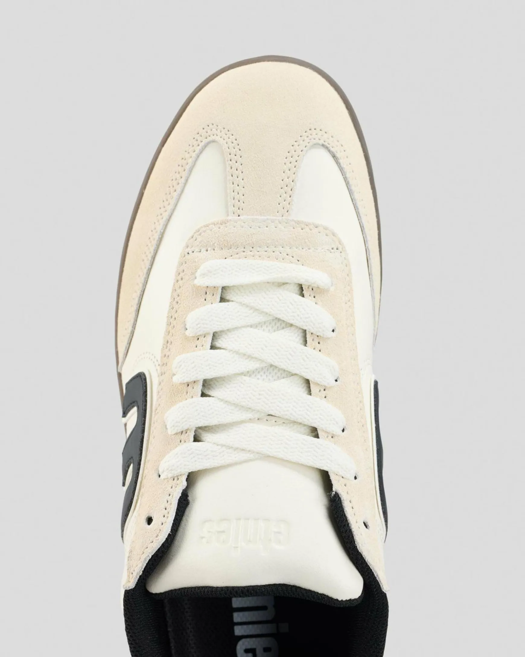 Lo-Cut Shoes