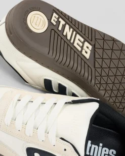 Lo-Cut Shoes