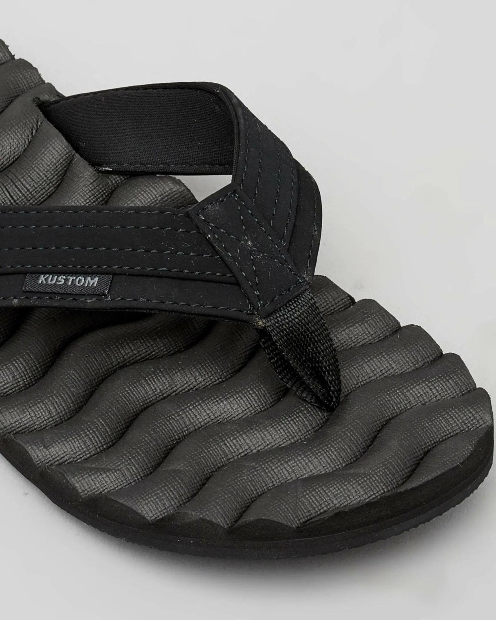 Mens' Hummer III Thongs
