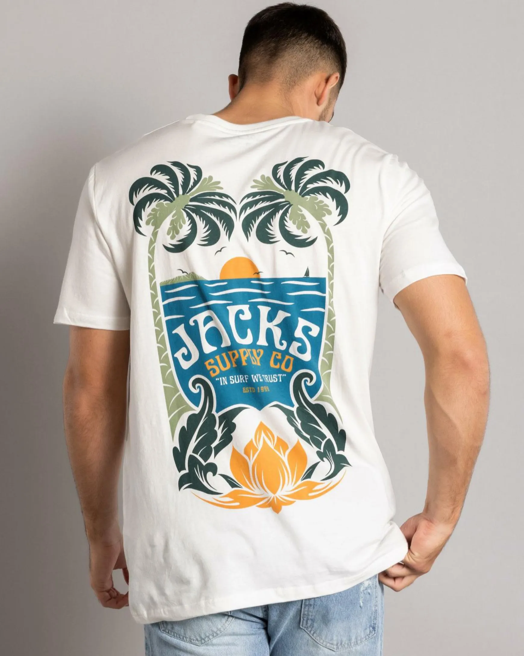 Noveau T-Shirt