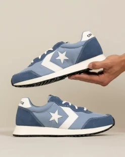 Omega Trainer Shoes