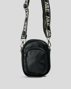 Onyx Messenger Bag