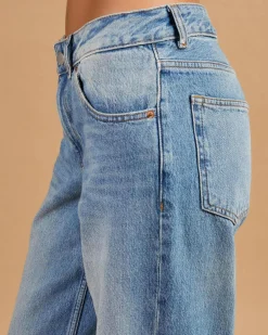 Rhue Low Wide Jeans
