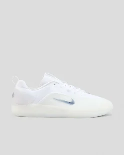 SB Zoom Nyjah 4 Shoes
