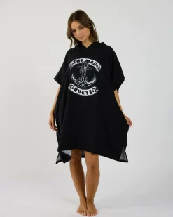 Skull Anchor Hooded Towel