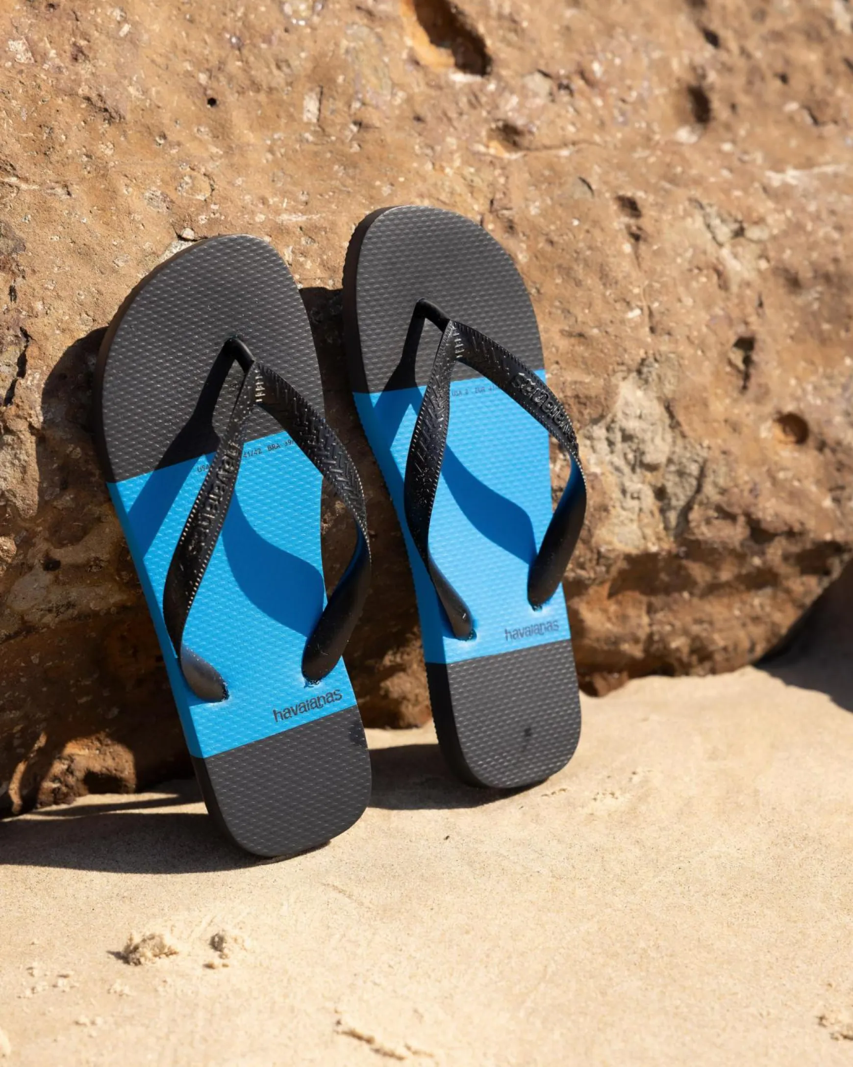 Top Block Thongs