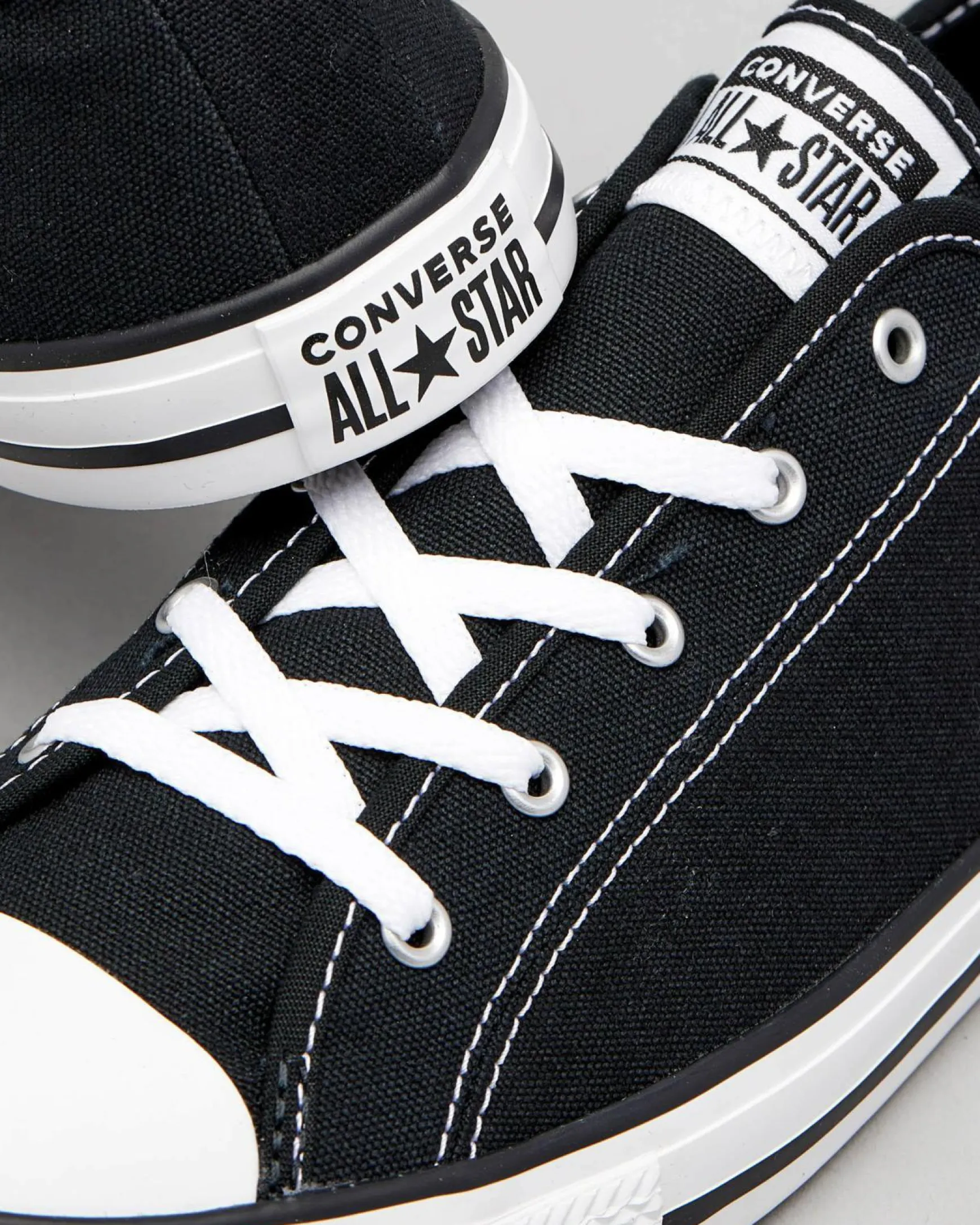 Womens Dainty Lo-Pro Shoes