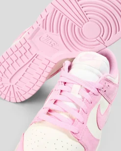 Womens Dunk Low Shoes